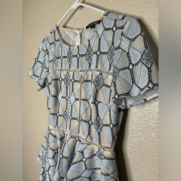 Gianni Bini Monique Ruffle Dress Size 2 - Picture 6 of 8